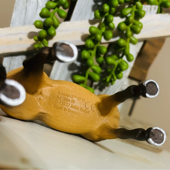 Beautiful RETIRED 2015 Mustang Mare Schleich - Picture 7 of 7